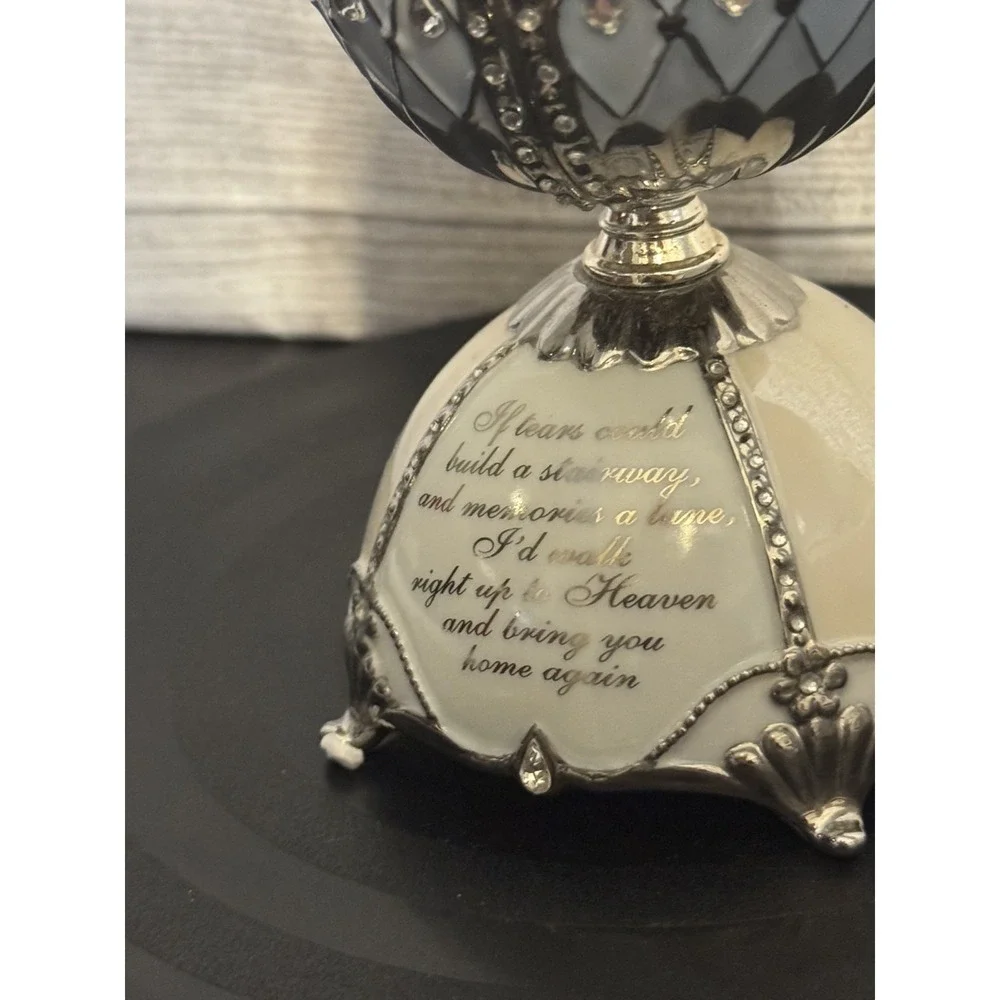 Ardleigh Elliott Loving Remembrance Musical Egg 6in Amazing Grace